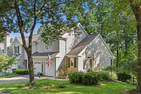 Exterior - 2 Rainier Ct, Hackettstown, NJ 07840 photo 3 of 13