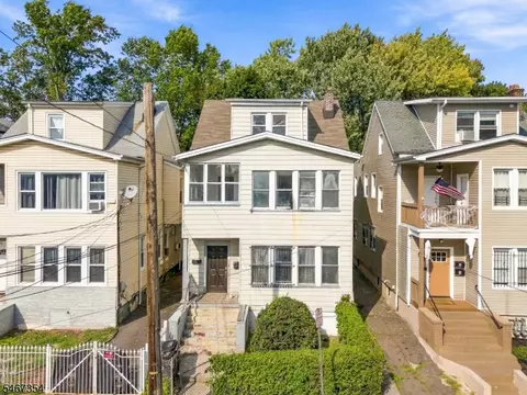 61 Rose Ter, Newark, NJ 07108