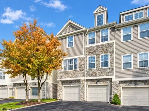 105 George Russell Way, Clifton, NJ 07013