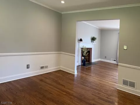 Living - 9 Harrison Ct, Summit, NJ 07901 photo 4 of 7