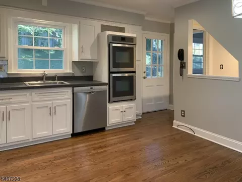 Kitchen - 9 Harrison Ct, Summit, NJ 07901 photo 1 of 3