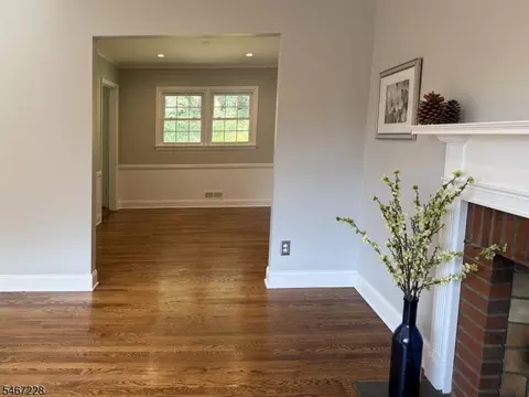 Living - 9 Harrison Ct, Summit, NJ 07901 photo 3 of 7