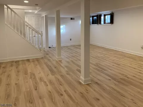 Living - 9 Harrison Ct, Summit, NJ 07901 photo 6 of 7