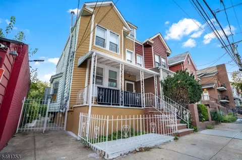 33 Union St, Jersey City, NJ 07304