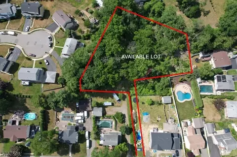 91 Minnisink Rd, Totowa Boro, NJ 07512