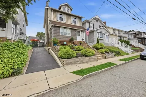 15 Adelaide St, Belleville, NJ 07109