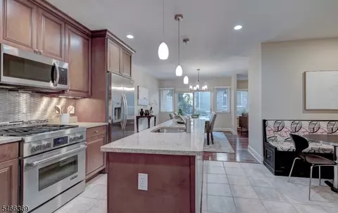Kitchen - 38 Eggers Ct, Summit, NJ 07901 photo 1 of 3
