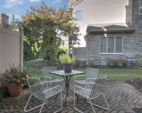 Exterior - 38 Eggers Ct, Summit, NJ 07901 photo 3 of 3