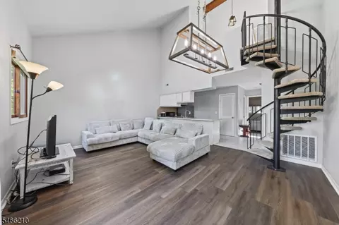 1 Red Lodge Dr UNIT 6, Vernon, NJ 07462