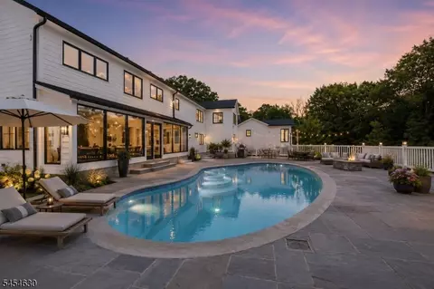 180 Roundtop Rd, Bernardsville, NJ 07924