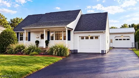 431 Sidorske Ave, Manville, NJ 08835