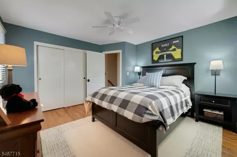 Bedroom - 2 Mansfield Ct, Mendham, NJ 07945 photo 3 of 3