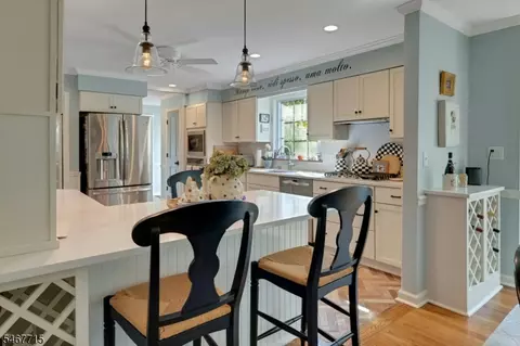 Kitchen - 2 Mansfield Ct, Mendham, NJ 07945 photo 2 of 2