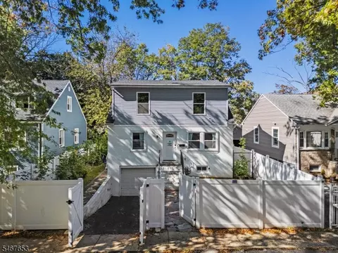 15 Chelsea Ave, East Orange, NJ 07018