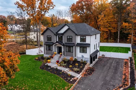 73 Heritage Dr, West Milford, NJ 07480