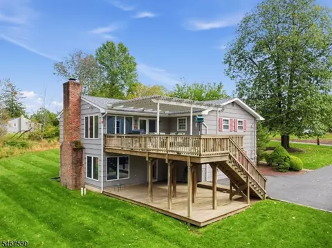 749 Amwell Rd, Hillsborough, NJ 08844