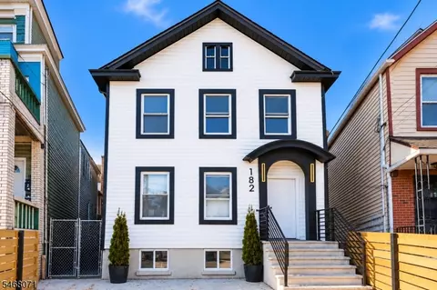 182 Summer Ave, Newark, NJ 07104