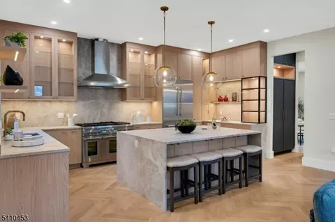 Kitchen - 83 W End Ave, Summit, NJ 07901 photo 1 of 3