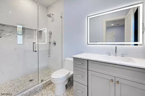 Bath - 83 W End Ave, Summit, NJ 07901 photo 6 of 7