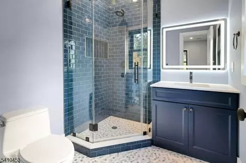 Bath - 83 W End Ave, Summit, NJ 07901 photo 5 of 7