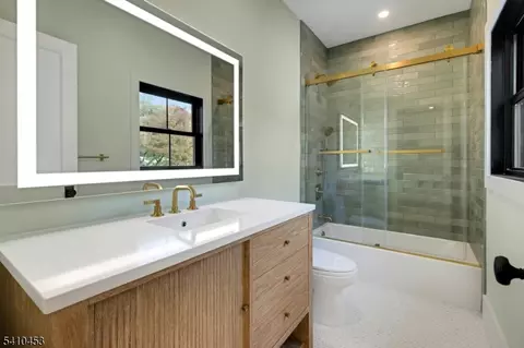 Bath - 83 W End Ave, Summit, NJ 07901 photo 4 of 7