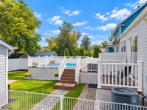 Exterior - 194 Wiley Ave, Plainfield, NJ 07062 photo 6 of 7