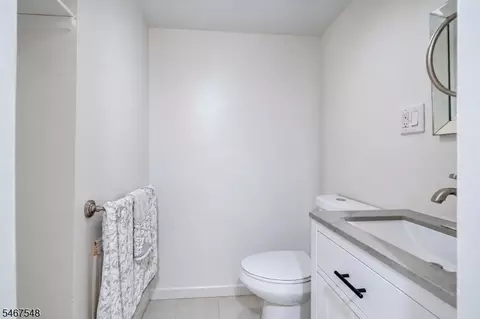Bath - 194 Wiley Ave, Plainfield, NJ 07062 photo 3 of 3