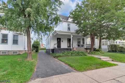 44 Oakland Ter, Newark, NJ 07106