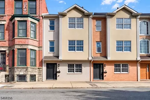 16 E Kinney St, Newark, NJ 07102
