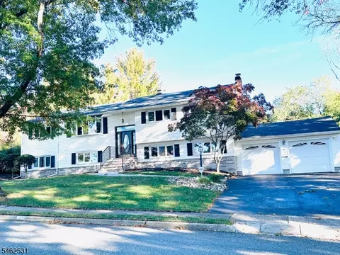 Exterior - 48 Seminole Ave, Wayne, NJ 07470 photo 3 of 10