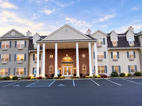 6307 Richmond Rd #307, West Milford, NJ 07480