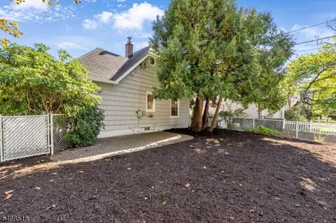 Exterior - 187 State St, Bloomfield, NJ 07003 photo 4 of 4