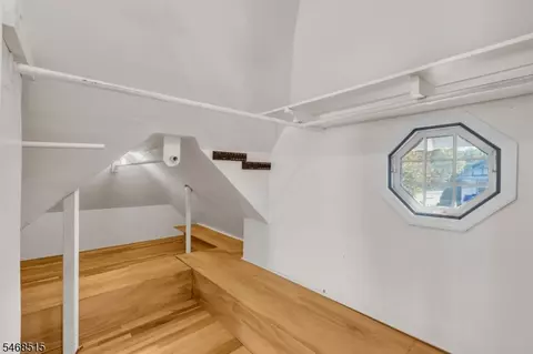 Entry Way - 187 State St, Bloomfield, NJ 07003 photo 4 of 5