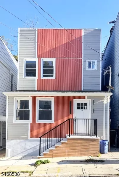 34 Tichenor Ter, Irvington, NJ 07111