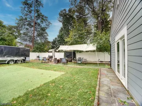 Exterior - 120 Louis St, Hackensack, NJ 07601 photo 2 of 3