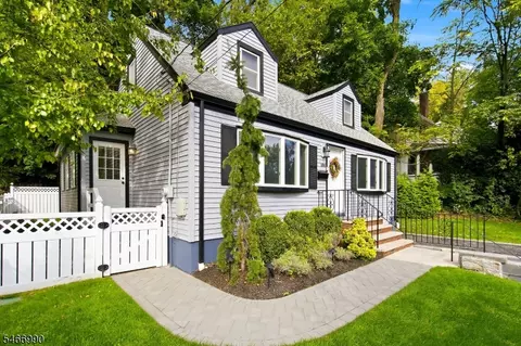 Exterior - 686 Broad St, Bloomfield, NJ 07003 photo 3 of 7