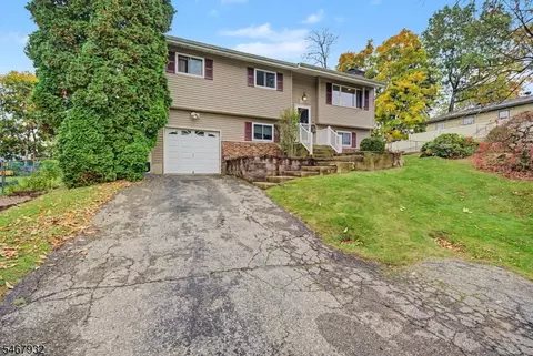 31 Dogwood Dr, Newton, NJ 07860