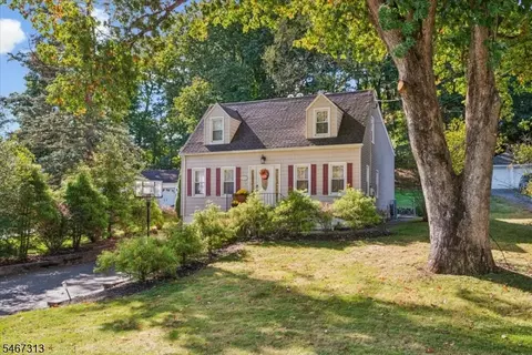 240 W Hanover Ave, Morristown, NJ 07960
