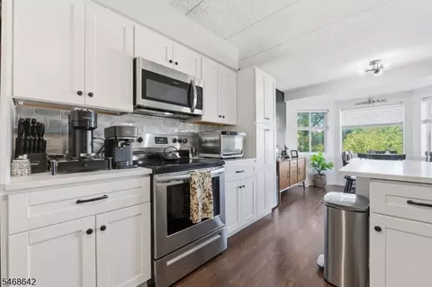 Kitchen - 290 Anderdon St #4N, Hackensack, NJ 07601 photo 7 of 7
