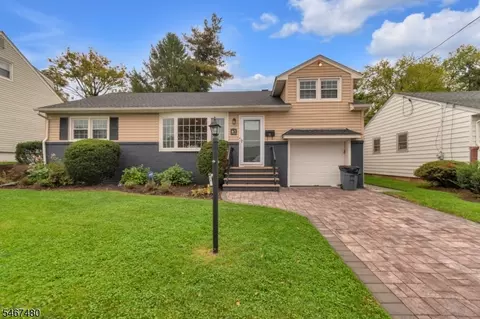 61 Luisser St, Clifton, NJ 07012