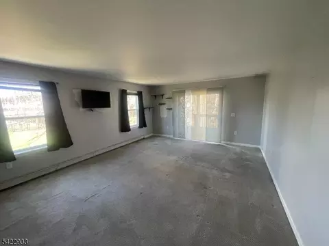 Living - 42 Riverlawn Dr, Wayne, NJ 07470 photo 1 of 1