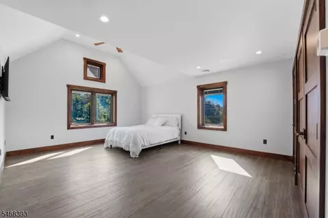 Bedroom - 87 Jackson Ave, Wayne, NJ 07470 photo 3 of 6