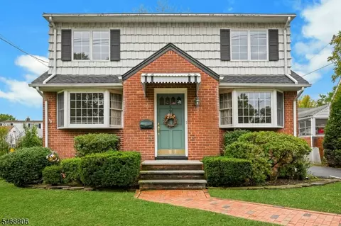 59 Chestnut Ave, Rochelle Park, NJ 07662