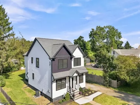 139 Main St, Franklin, NJ 07416