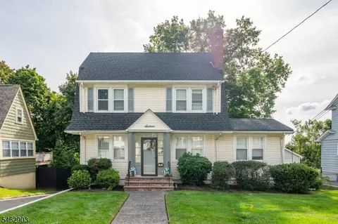 16 Eagle Ter, West Orange, NJ 07052