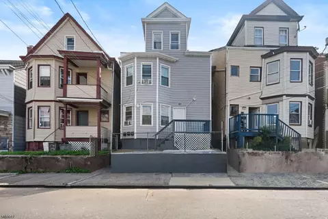 83 Mercer St, Paterson, NJ 07524
