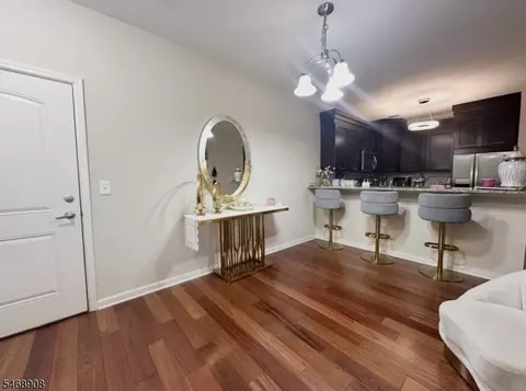 102 Elizabeth Ave #412, Linden, NJ 07036