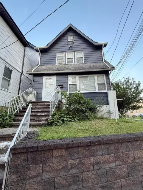 66 Garden Ave, Belleville, NJ 07109