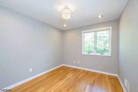 Bedroom - 47 Harrison Rd, Wayne, NJ 07470 photo 2 of 5