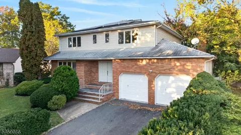 832 Creslyn Ct, Union, NJ 07083
